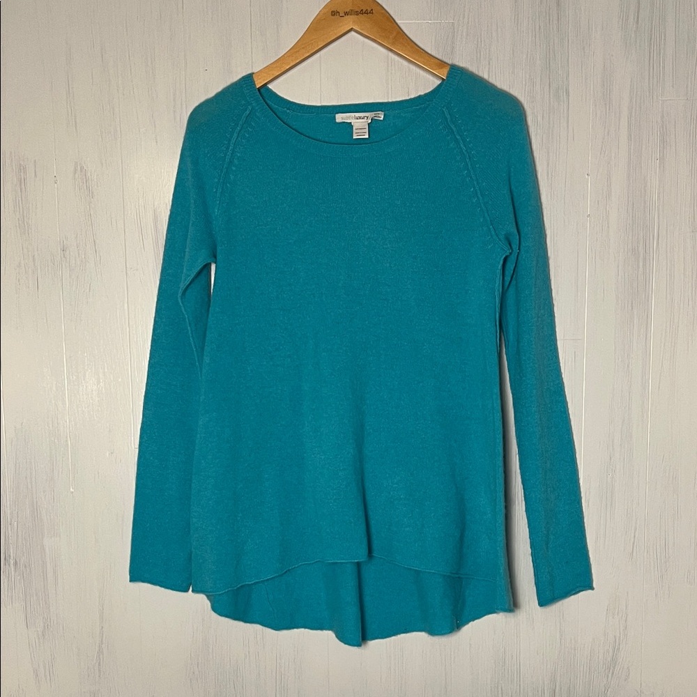 Subtle Luxury Blue Cashmere Sweater Size‎ XS/S